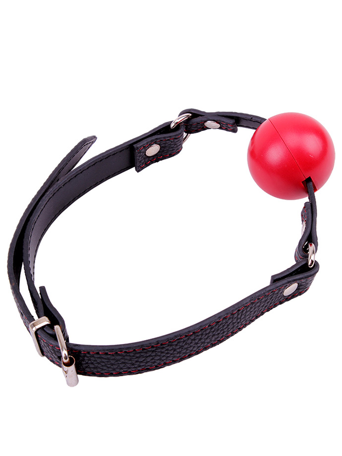 https://www.poppers-schweiz.com/shop/images/product_images/popup_images/CN-374181929-Red-Ball-Gag__3.jpg