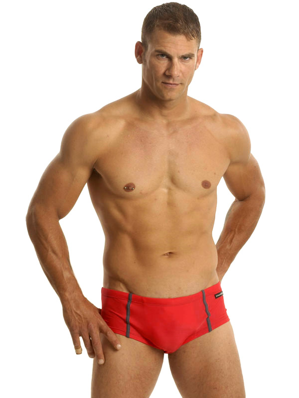 https://www.poppers-schweiz.com/shop/images/product_images/popup_images/priapewear_cancun_red.jpg